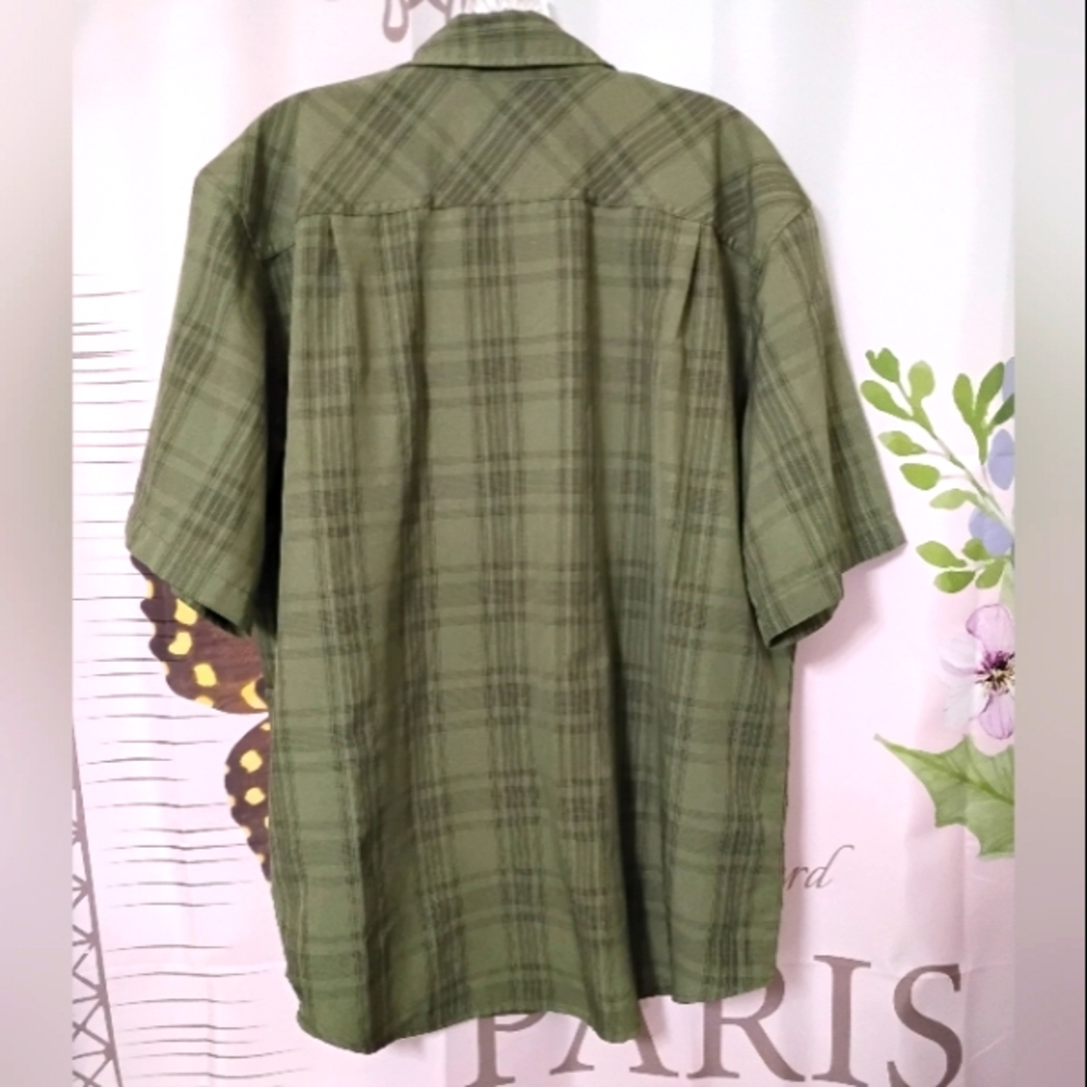 Orvis Shirt Men's XL Green Plaid Satin Button Down Pockets Hiking Safari - Picture 10 of 10